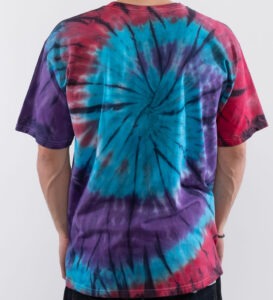 How to Tie-Dye a T-Shirt at Home